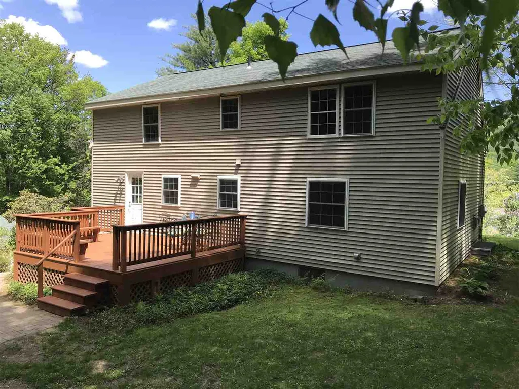 29 Irish Setter Lane Gilford NH 03249