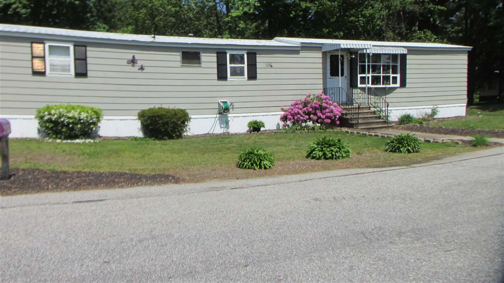 17 Raymond Drive Seabrook NH 03874