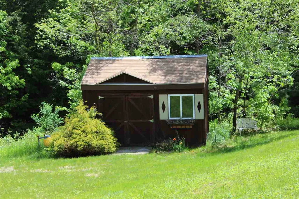 297 Oak Street Newport NH 03773
