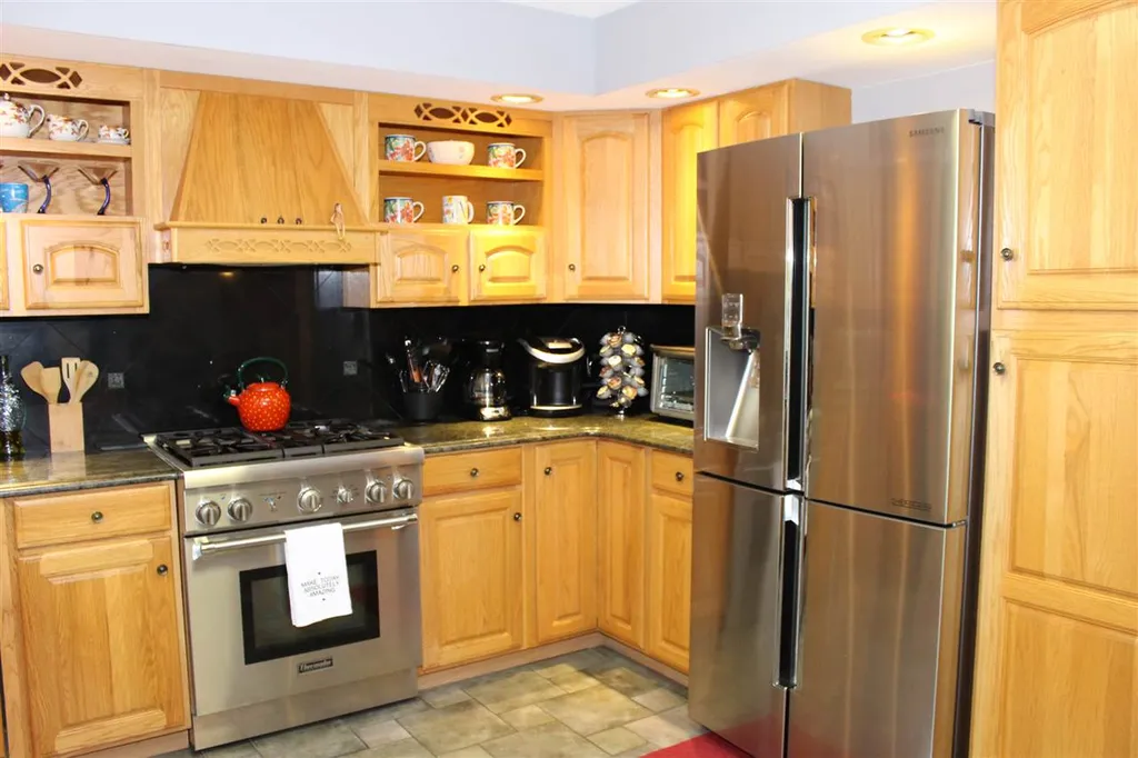 297 Oak Street Newport NH 03773