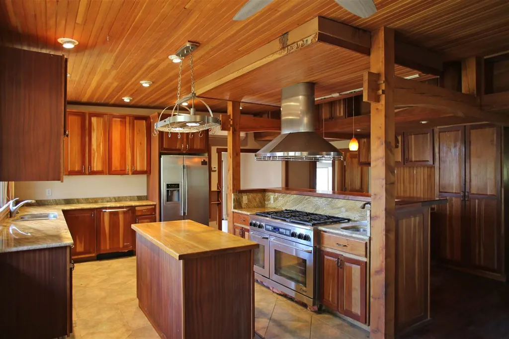 787 Pond Brook Road Hinesburg VT 05461