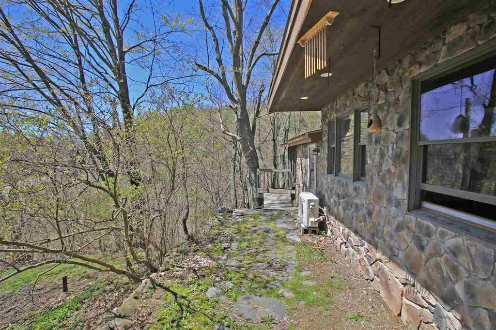787 Pond Brook Road Hinesburg VT 05461