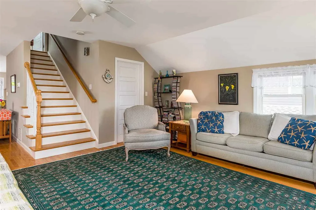 4 Fourteenth (14th) Street Hampton NH 03842
