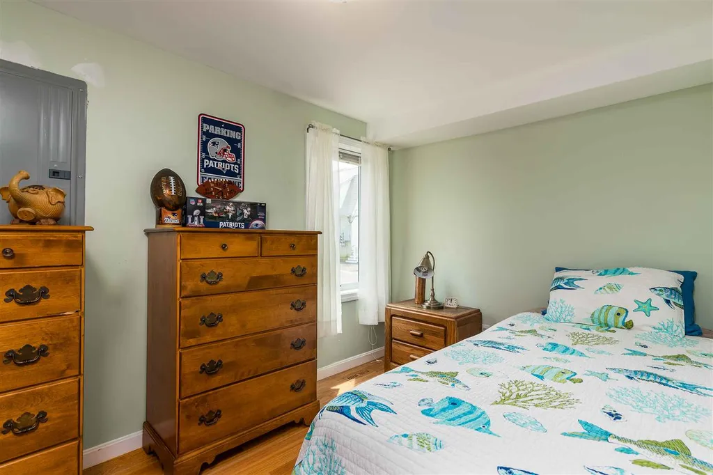 4 Fourteenth (14th) Street Hampton NH 03842