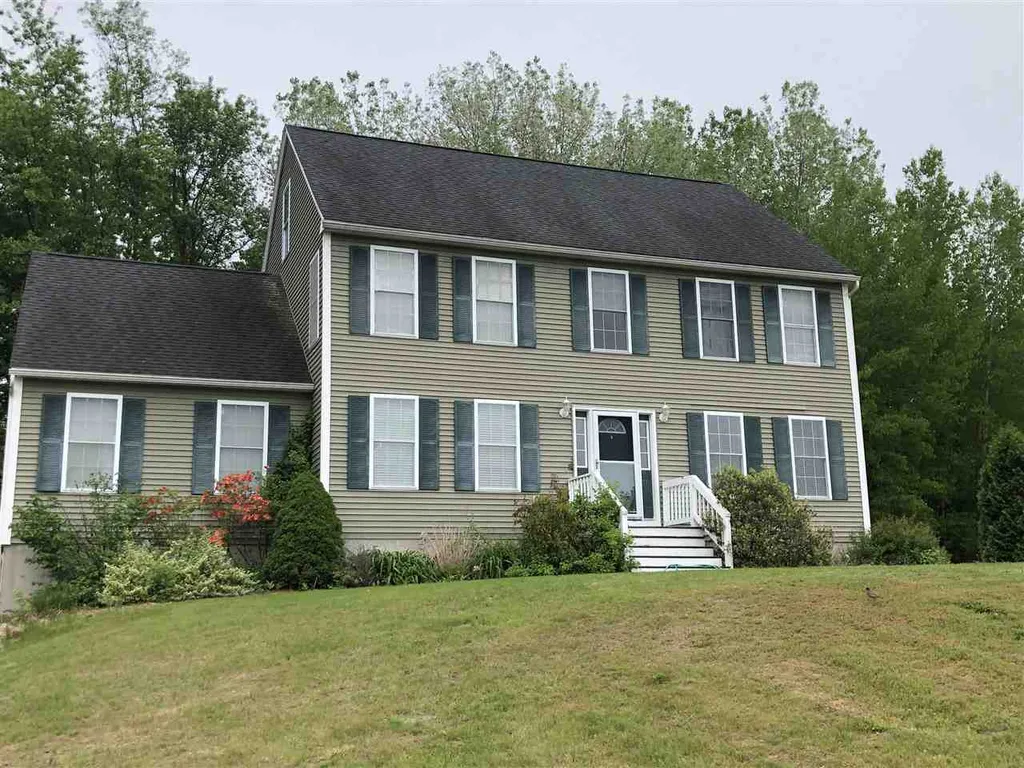 6 Squire Drive Somersworth NH 03878