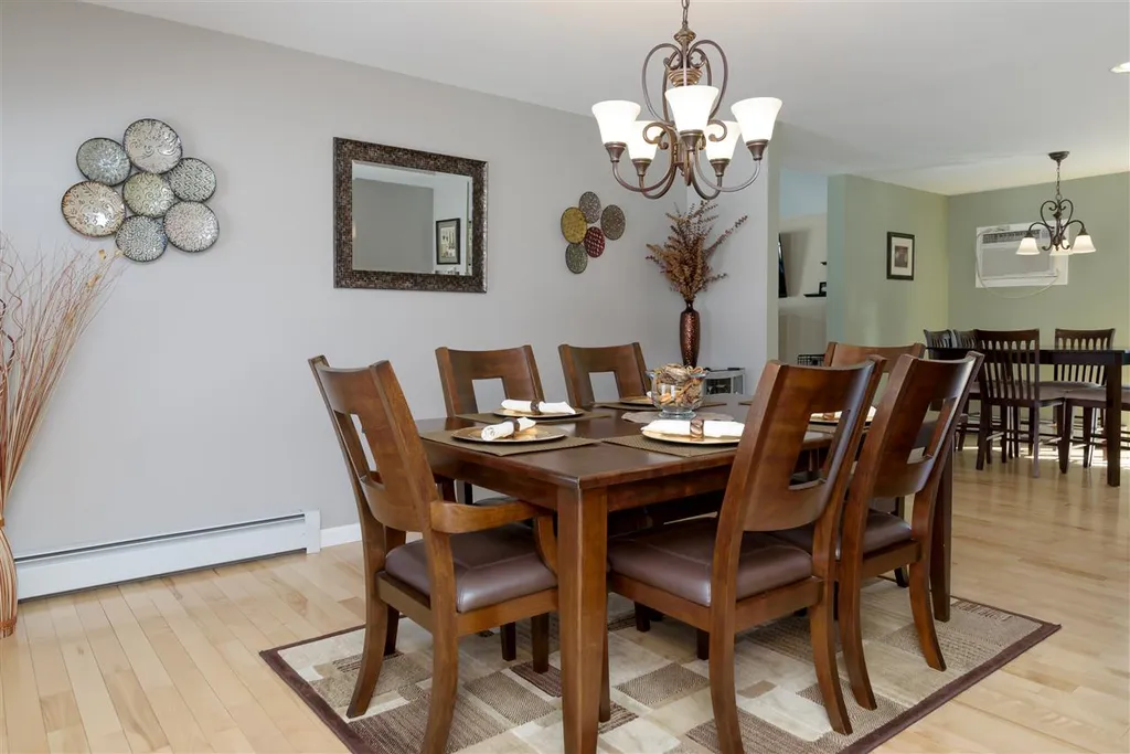 6 Squire Drive Somersworth NH 03878