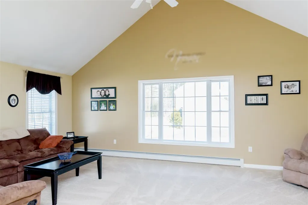 6 Squire Drive Somersworth NH 03878