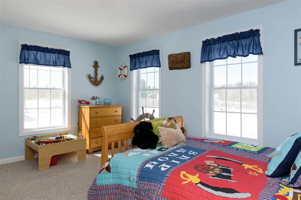 6 Squire Drive Somersworth NH 03878
