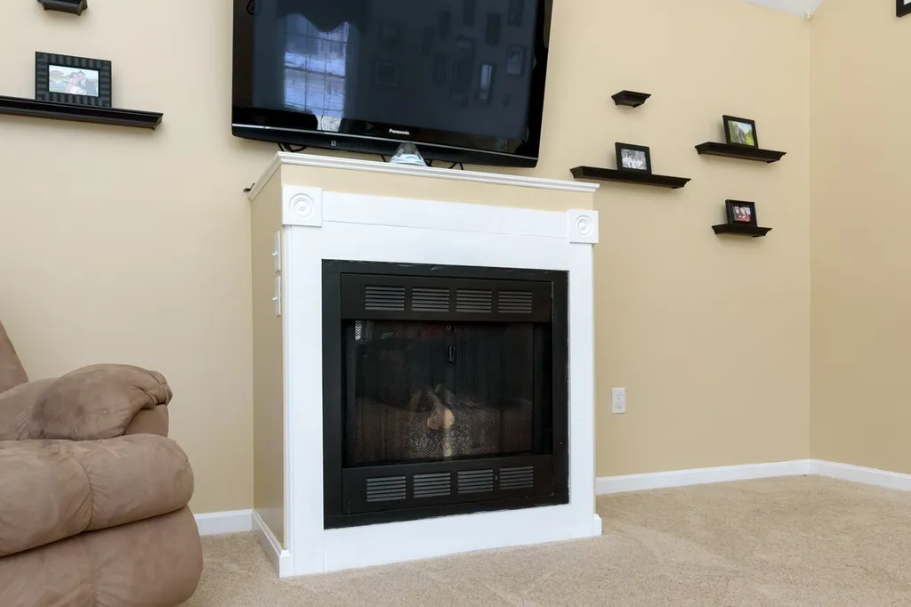 6 Squire Drive Somersworth NH 03878