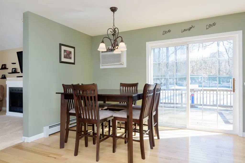 6 Squire Drive Somersworth NH 03878