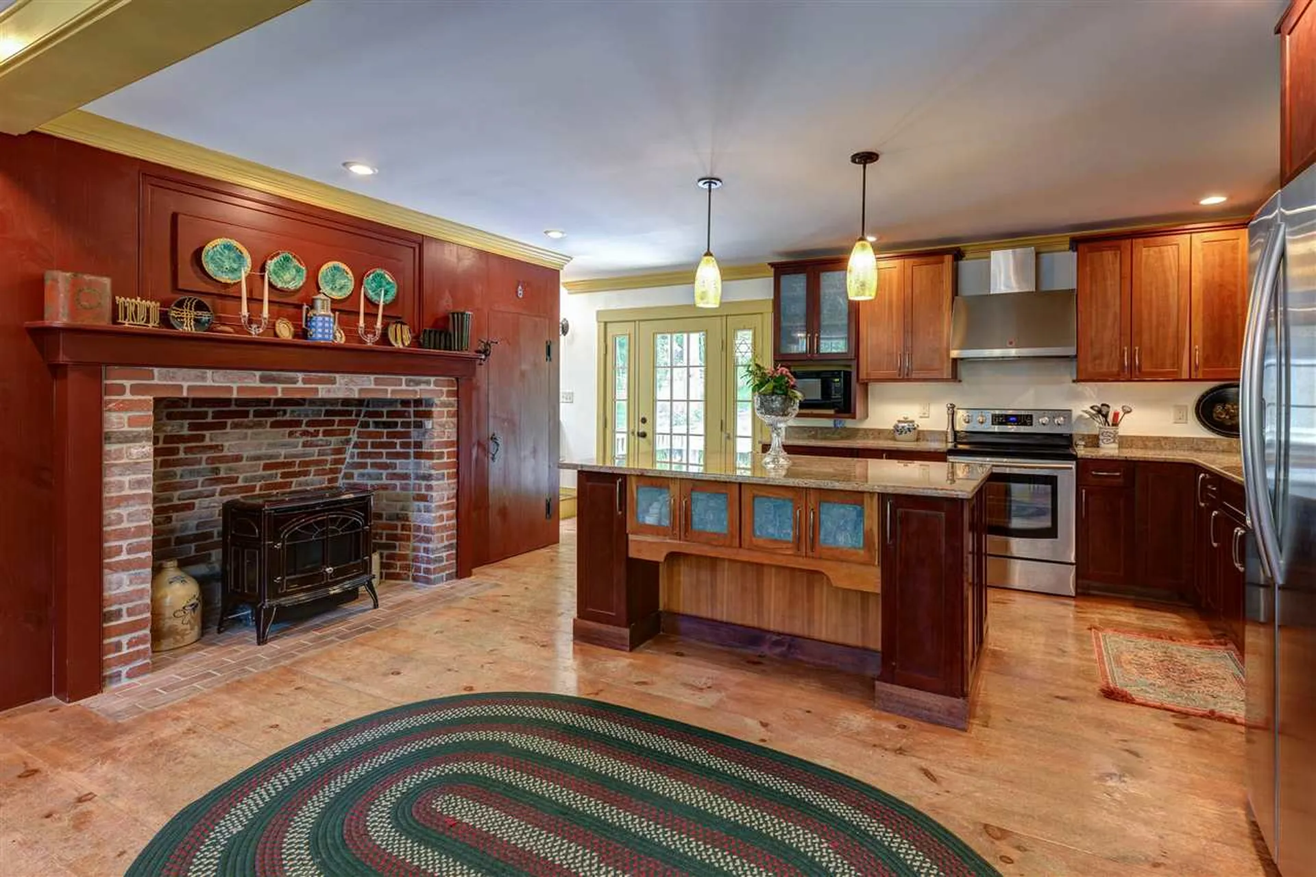 104 Fox Point Road Newington NH 03801