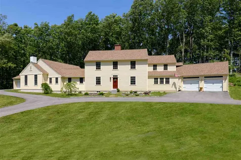 104 Fox Point Road Newington NH 03801