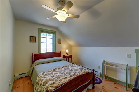 104 Fox Point Road Newington NH 03801