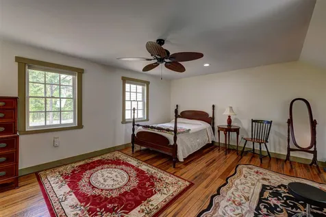 104 Fox Point Road Newington NH 03801
