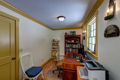 104 Fox Point Road Newington NH 03801