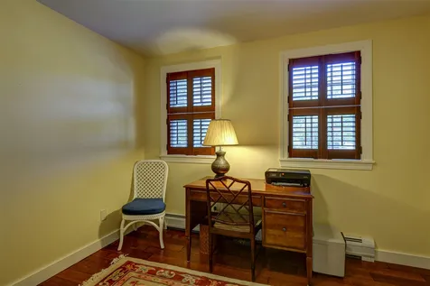 104 Fox Point Road Newington NH 03801