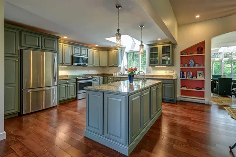104 Fox Point Road Newington NH 03801