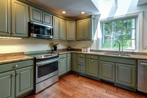 104 Fox Point Road Newington NH 03801