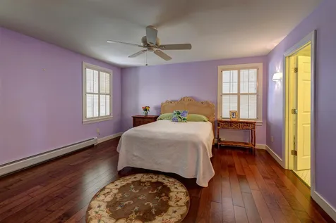 104 Fox Point Road Newington NH 03801