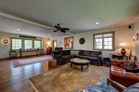 104 Fox Point Road Newington NH 03801