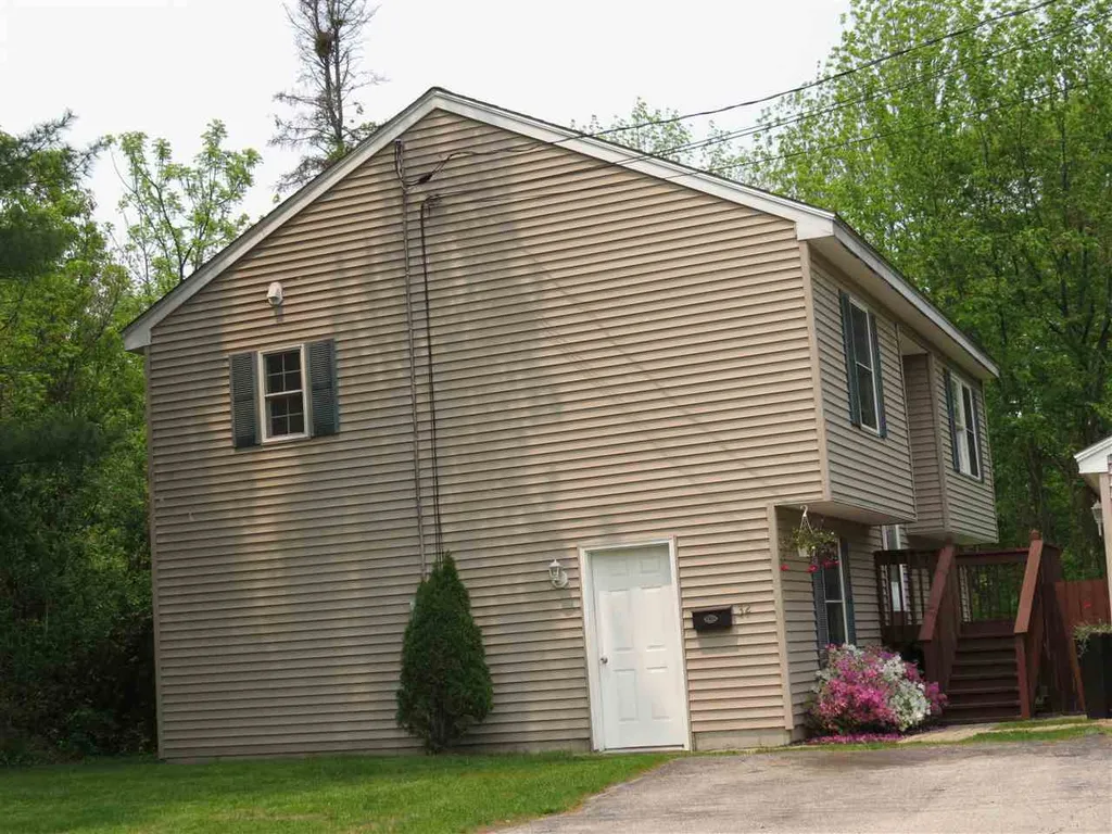 32 Civic Street Farmington NH 03835