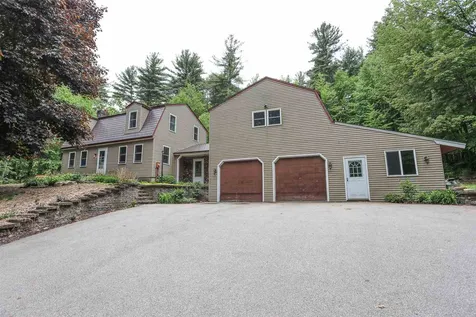 98 Bunker Hill Road Auburn NH 03032