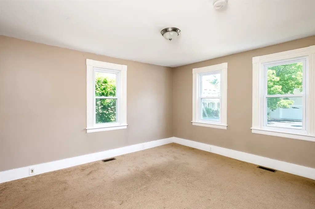 81 Court Street Dover NH 03820