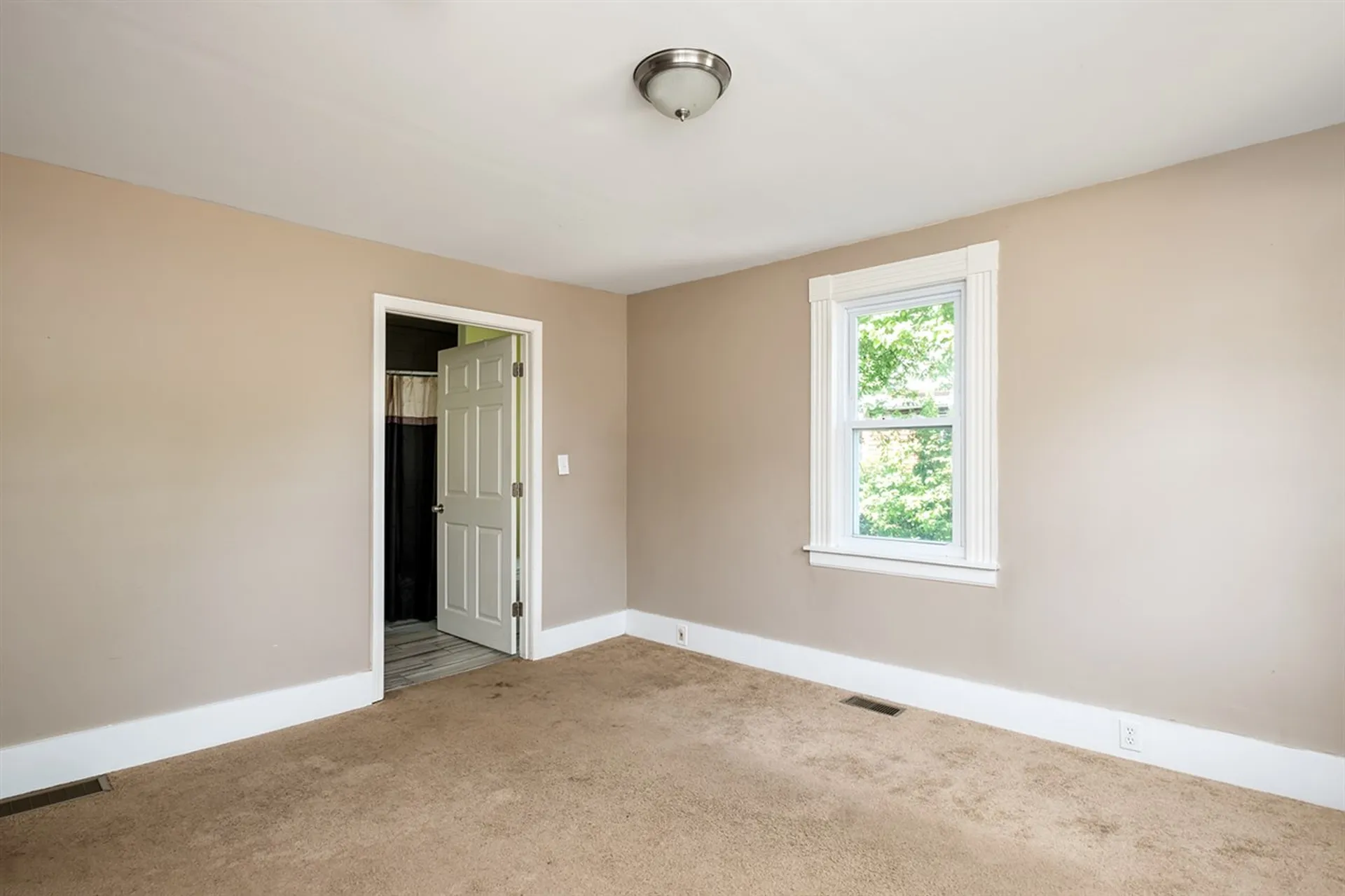 81 Court Street Dover NH 03820