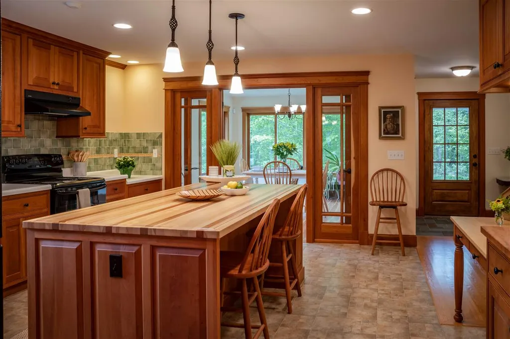 161 Machia Hill Road Westford VT 05494