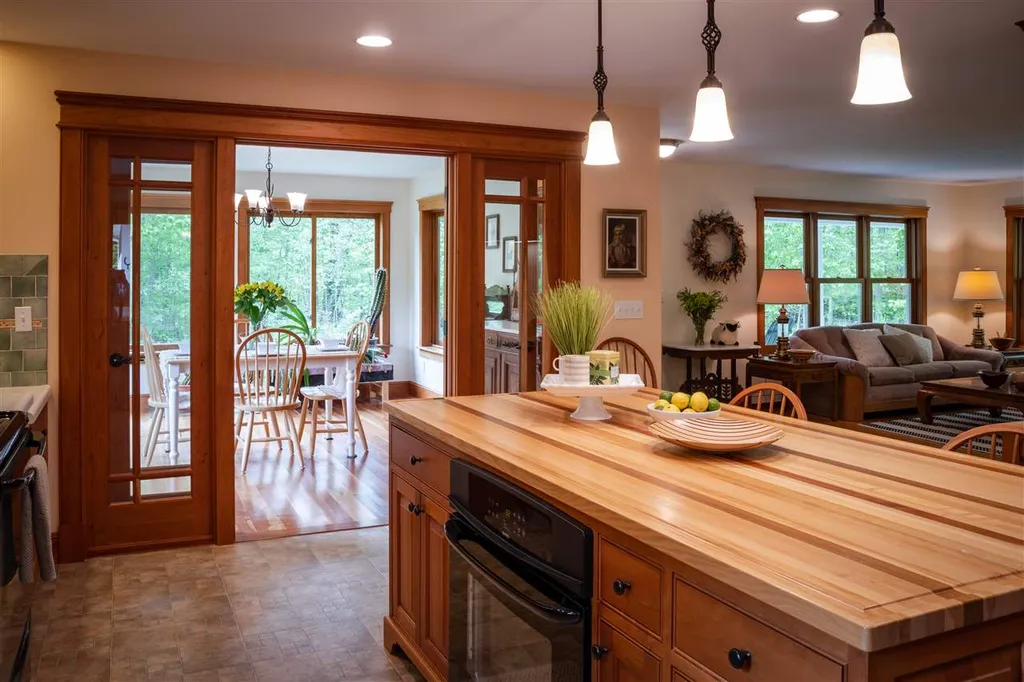 161 Machia Hill Road Westford VT 05494