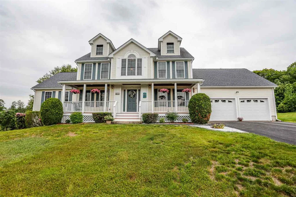 46 Victoria Drive Somersworth NH 03878