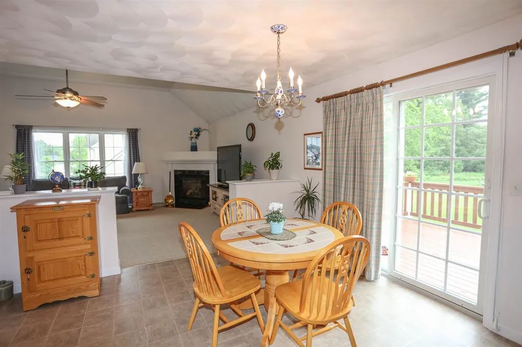 46 Victoria Drive Somersworth NH 03878
