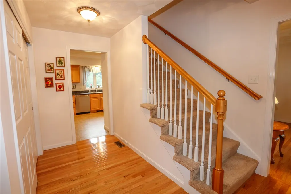 46 Victoria Drive Somersworth NH 03878