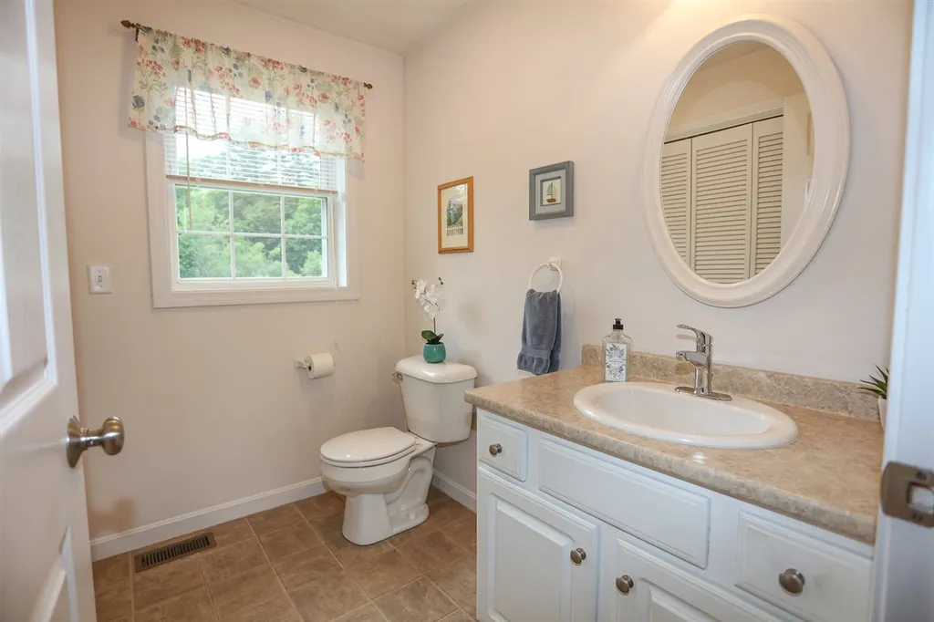 46 Victoria Drive Somersworth NH 03878