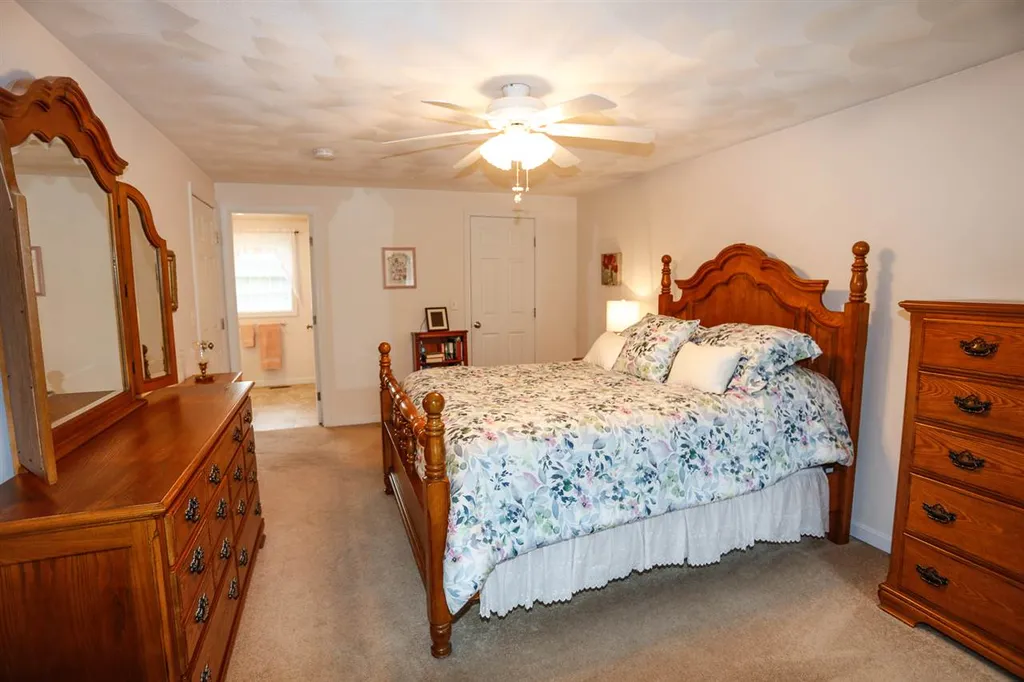 46 Victoria Drive Somersworth NH 03878
