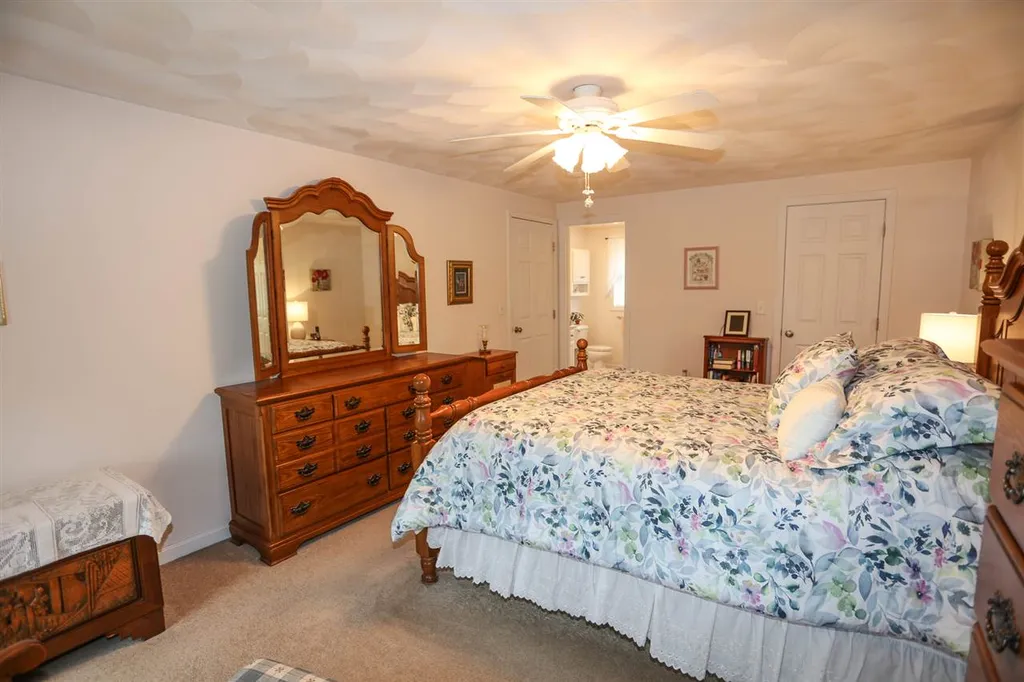 46 Victoria Drive Somersworth NH 03878