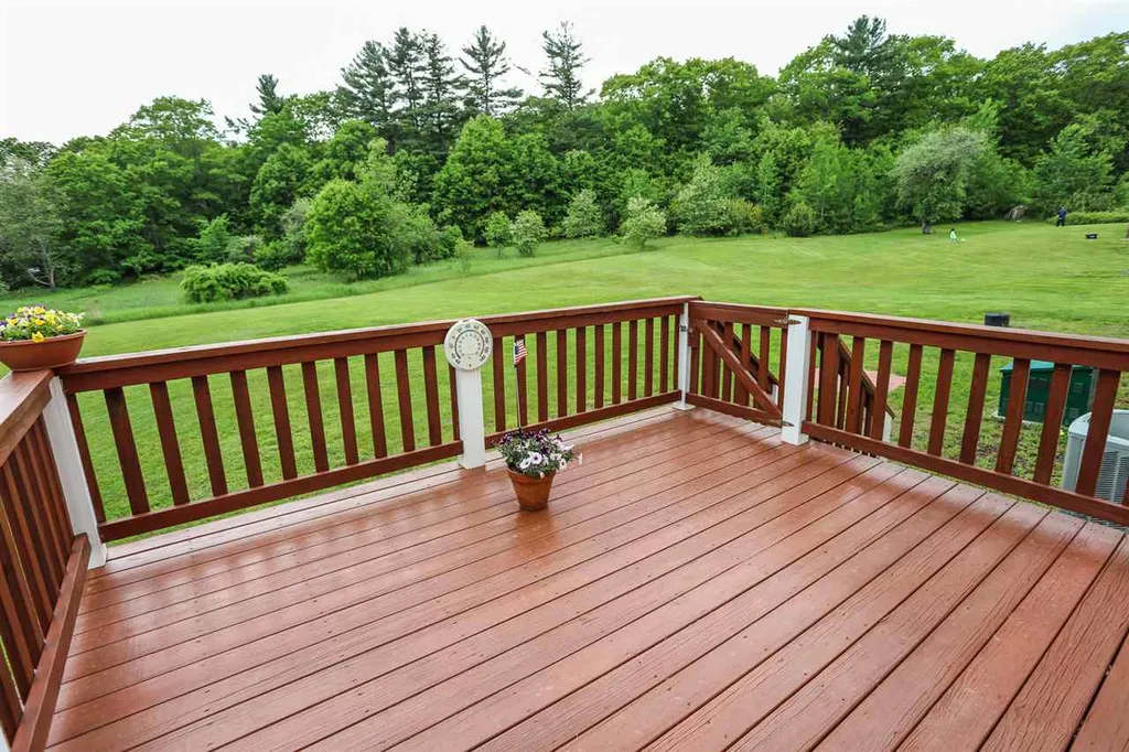 46 Victoria Drive Somersworth NH 03878