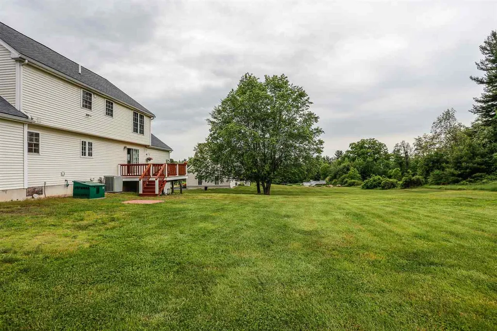 46 Victoria Drive Somersworth NH 03878