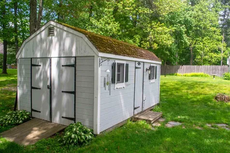 15 Pinewood Drive Somersworth NH 03878