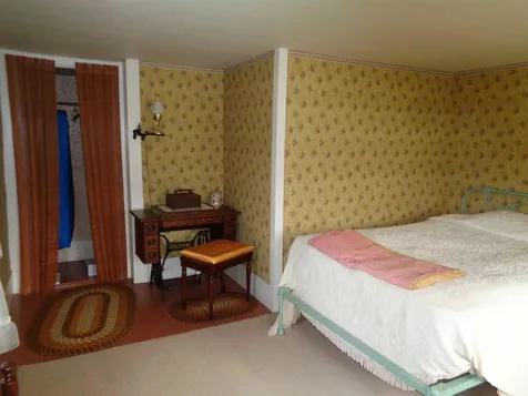 55 Groton Road Hebron NH 03241