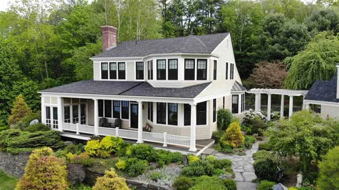 10 River Road Hanover NH 03755