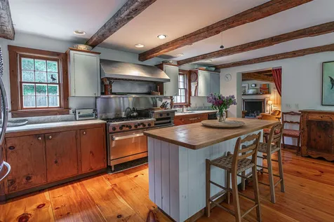 627 Weeks Hill Road Stowe VT 05672