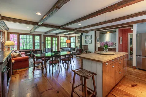 627 Weeks Hill Road Stowe VT 05672