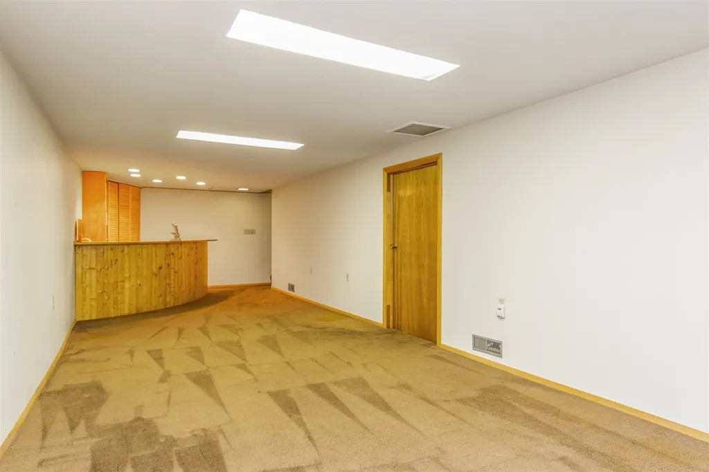 20 Fairway Drive Merrimack NH 03054