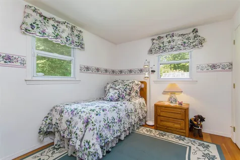 20 Fairway Drive Merrimack NH 03054