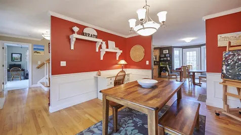15 Playhouse Circle Hampton NH 03842