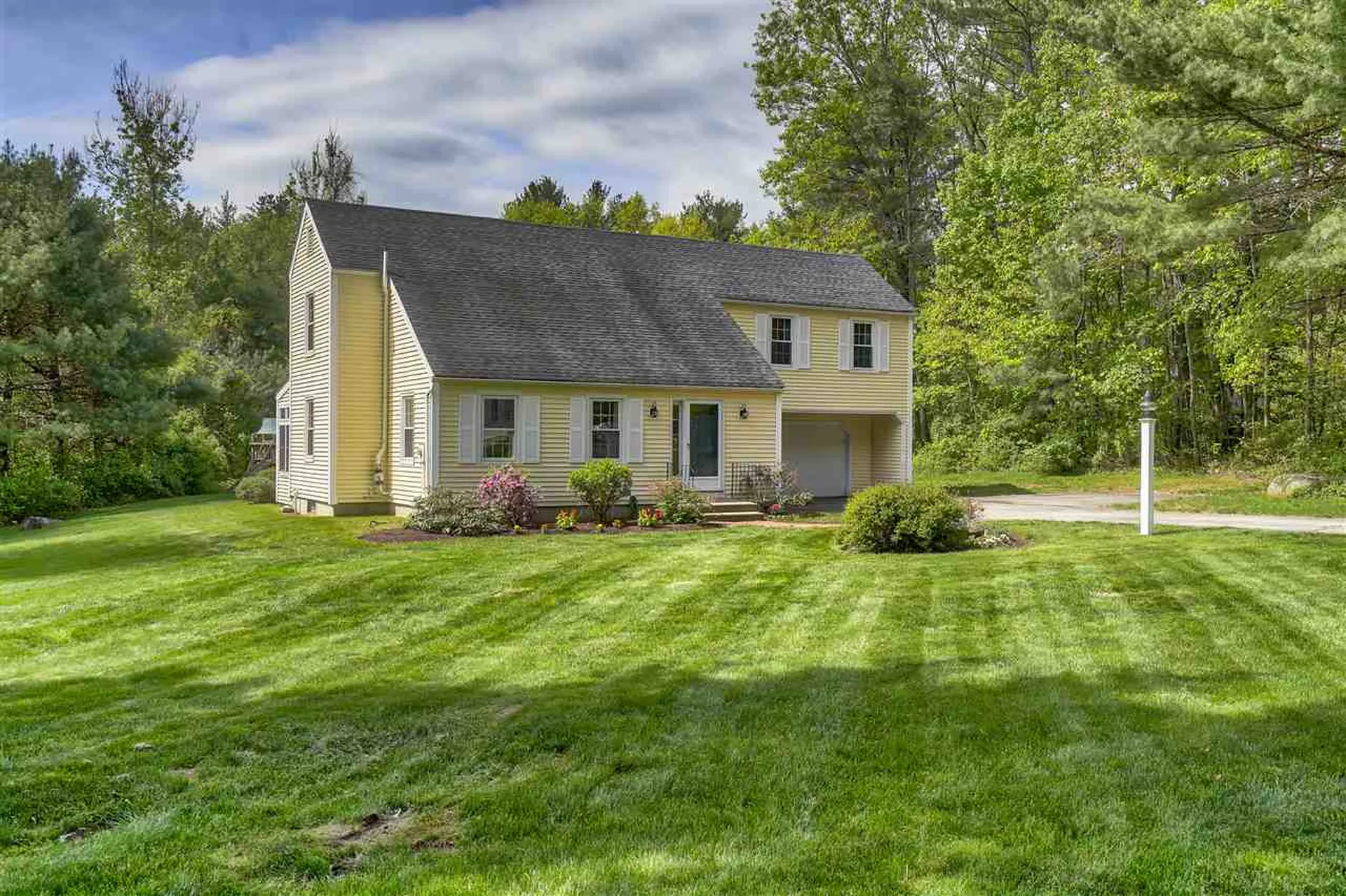 91 Wentworth Drive Bedford NH 03110