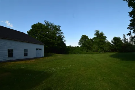 131 Main Street Kingston NH 03848