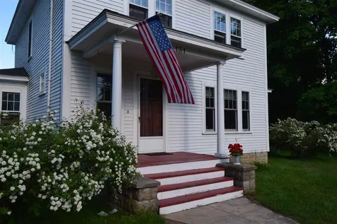 131 Main Street Kingston NH 03848