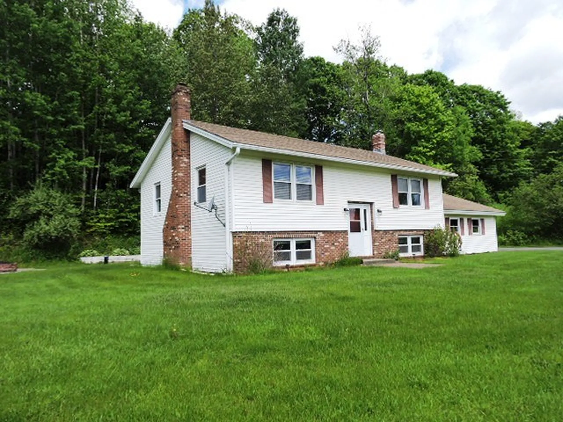 393 Pleasant Street Williamstown VT 05679